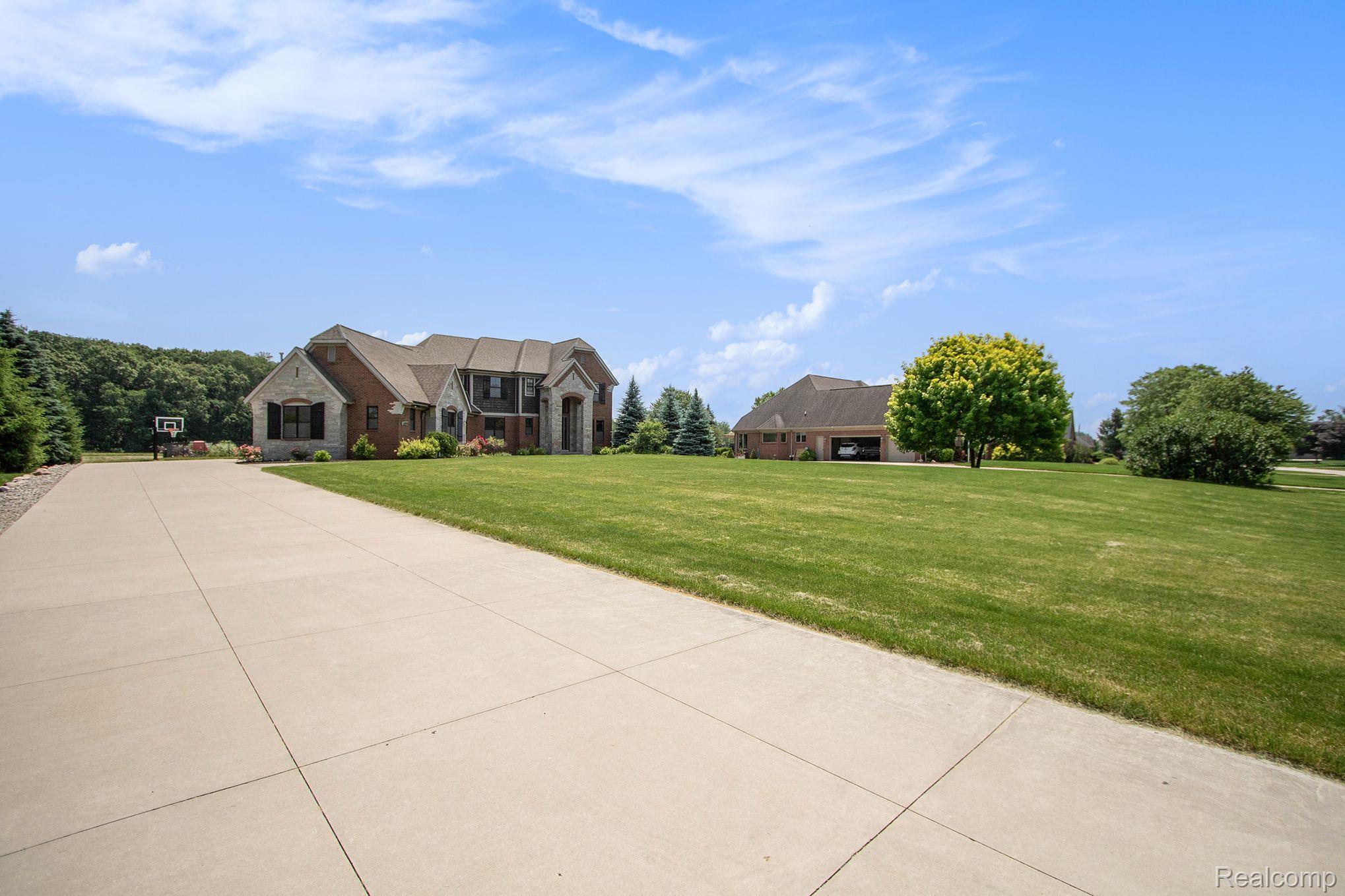 69844 Wildflower Lane Romeo, MI 48065 - Photo 2 of 42 Gallery Image 2