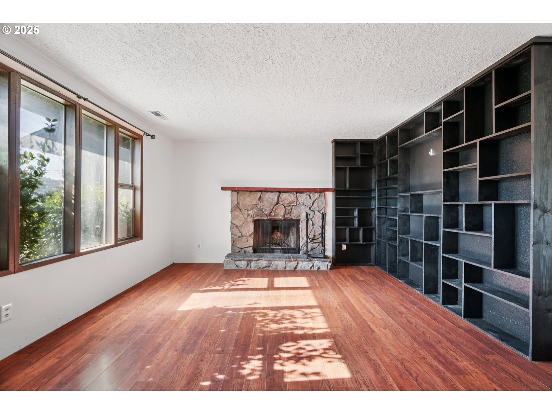 103 Scott Street Longview, WA 98632 - Photo 11 of 46