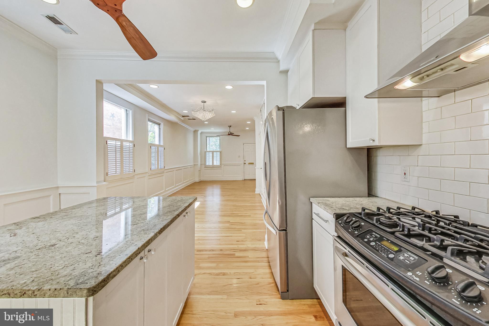 524 10th Street Southeast Washington, DC 20003 - Photo 13 of 35