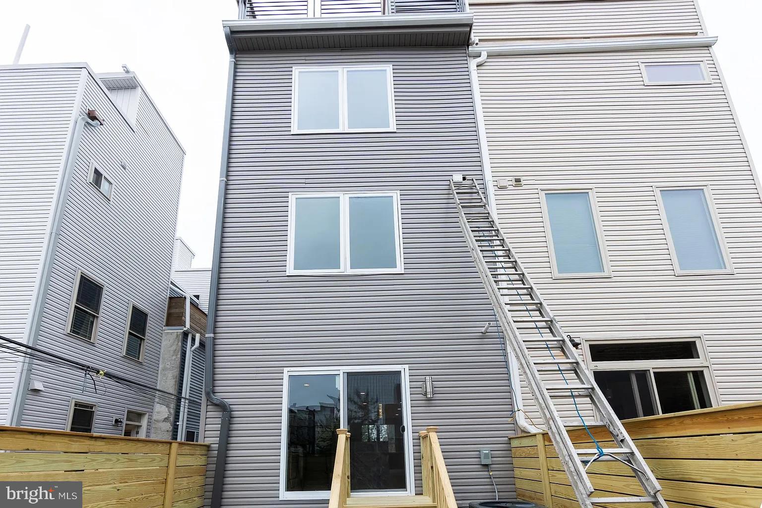 2055 Tasker Street Philadelphia, PA 19145 - Photo 12 of 40 a building view with outdoor space