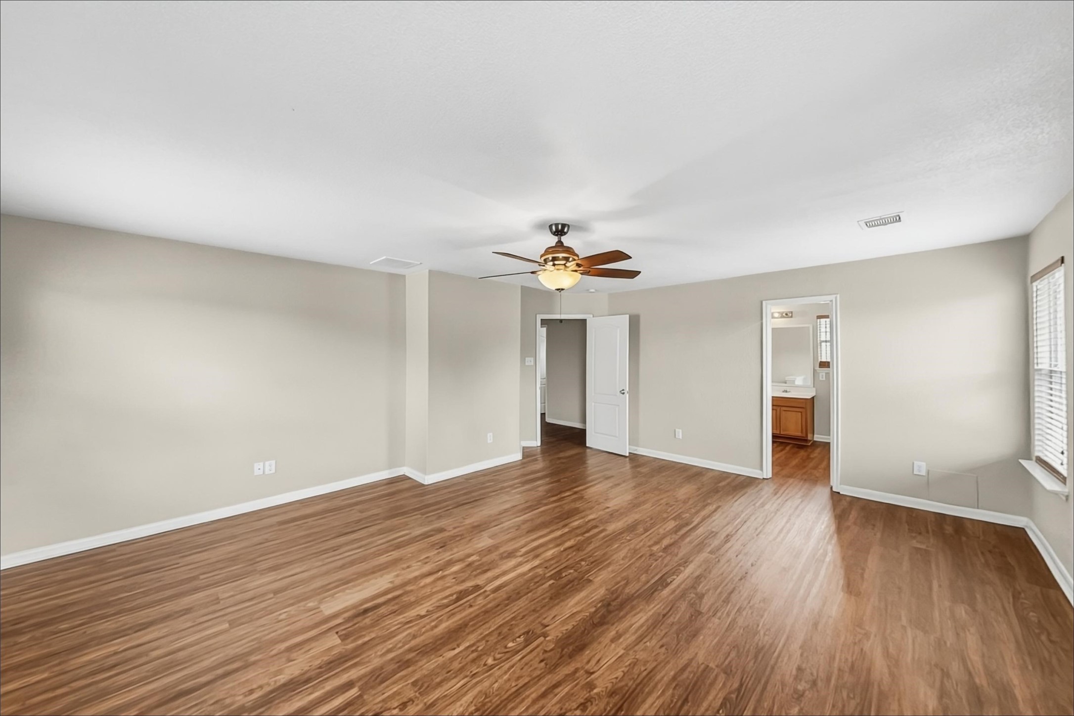 22011 Orchard Dale Drive Spring, TX 77389 - Photo 9 of 15 Gallery Image 9