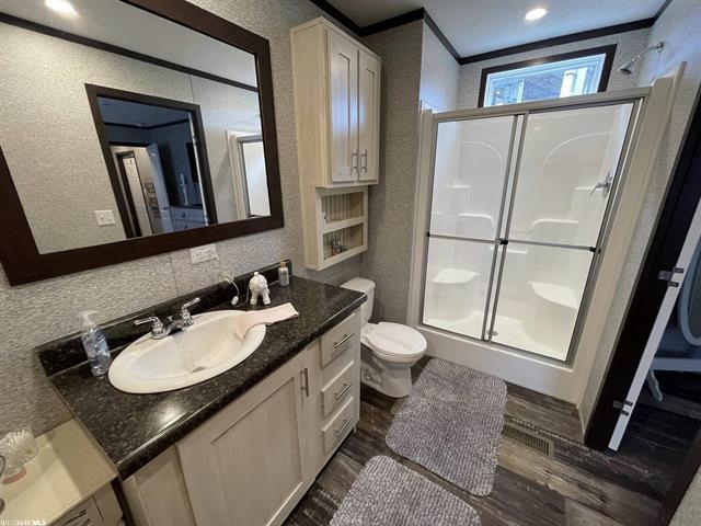 17644 County Road 16 Foley, AL 36535 - Photo 10 of 16 Master bath