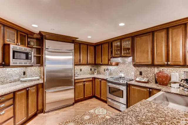 $63,000 | 100 East Thomas Place, Unit 4053 WEEK 13, Beaver Creek, CO 81620