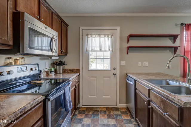 $329,000 | 101 May Apple Road, Bluff City, TN 37618