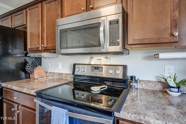 $329,000 | 101 May Apple Road, Bluff City, TN 37618