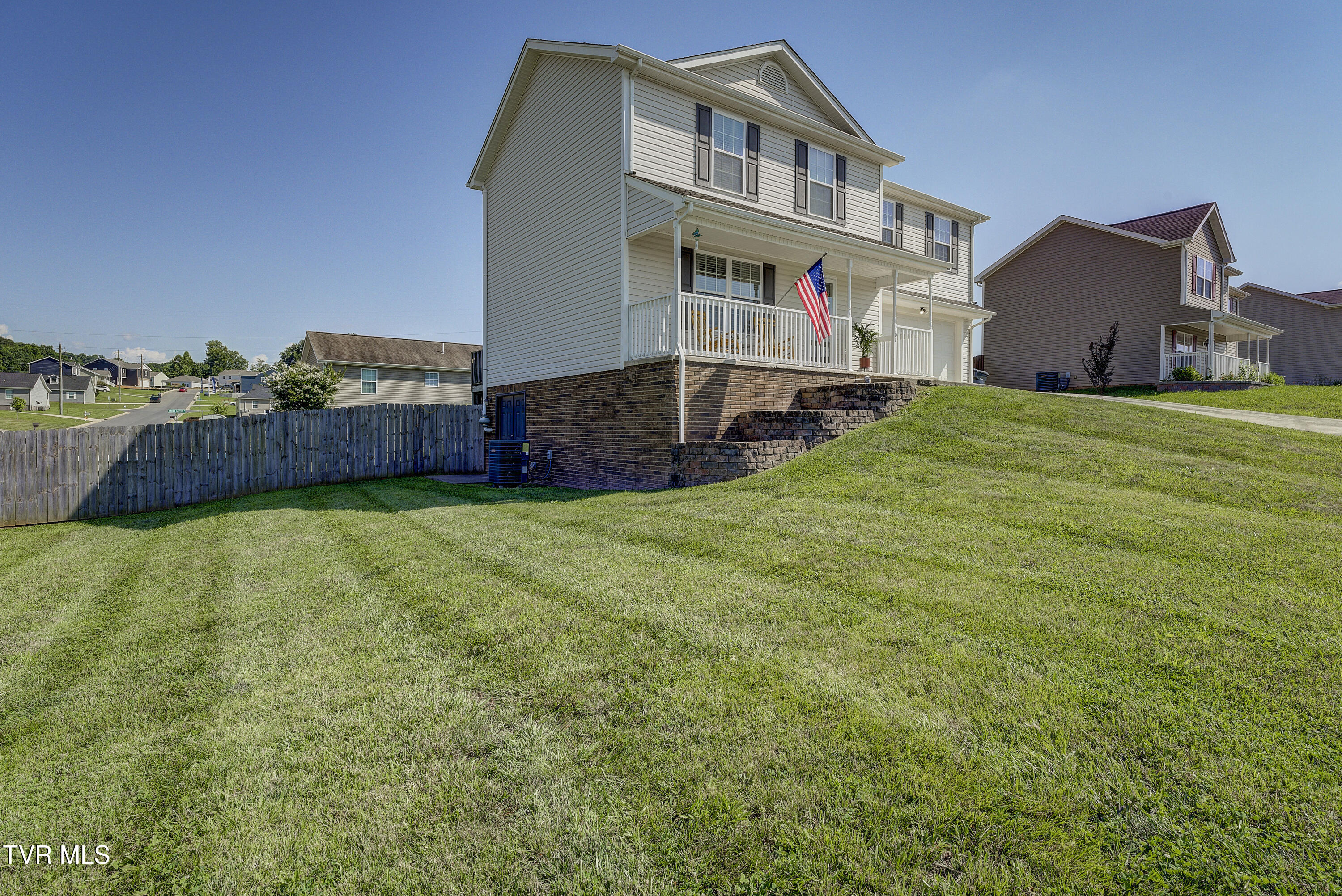 101 May Apple Road Bluff City, TN 37618 - Photo 35 of 41 MayApple-38