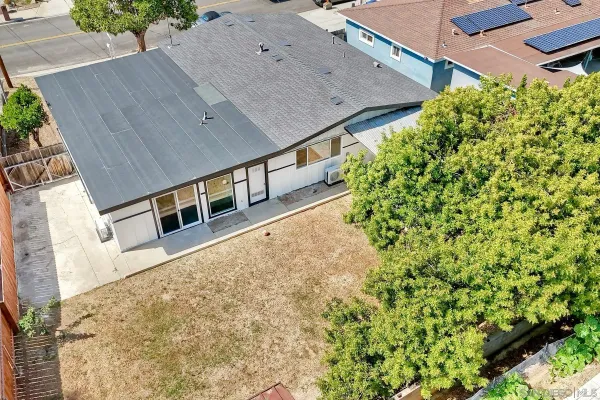 $884,000 | 578 East Indian Rock Road, Vista, CA 92084