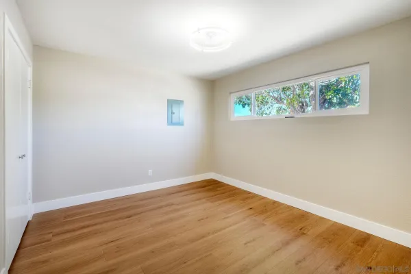 $884,000 | 578 East Indian Rock Road, Vista, CA 92084