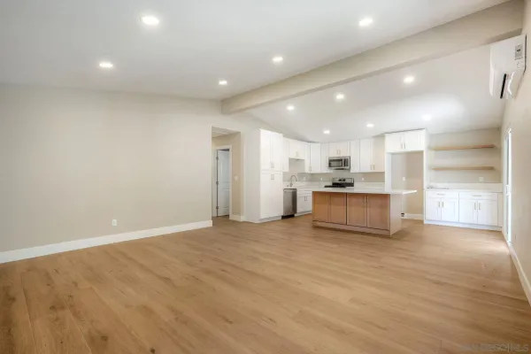 $884,000 | 578 East Indian Rock Road, Vista, CA 92084