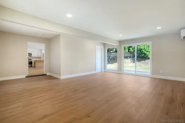 $884,000 | 578 East Indian Rock Road, Vista, CA 92084