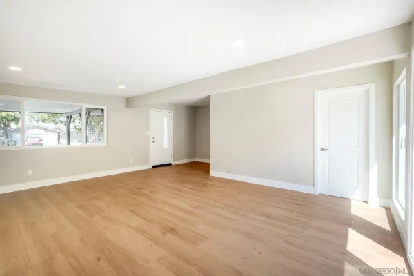 $884,000 | 578 East Indian Rock Road, Vista, CA 92084