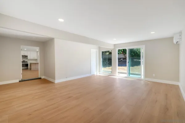 $884,000 | 578 East Indian Rock Road, Vista, CA 92084