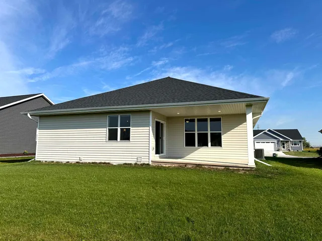 $414,900 | W6539 East Steamboat Lane, Appleton, WI 54915