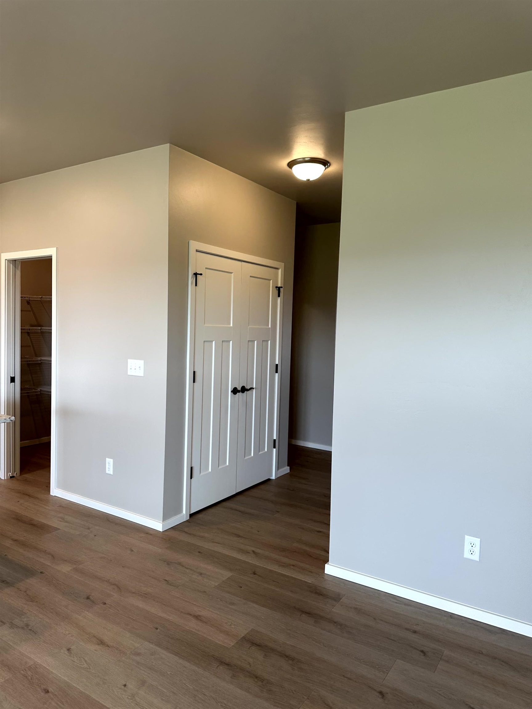 W6539 East Steamboat Lane Appleton, WI 54915 - Photo 9 of 20