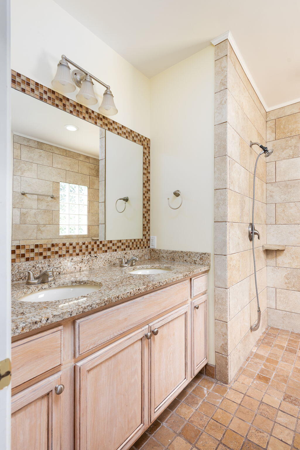 864 Joe Rivers Road Charleston, SC 29412 - Photo 18 of 36 30-web-or-mls-KL1_1234-Edit