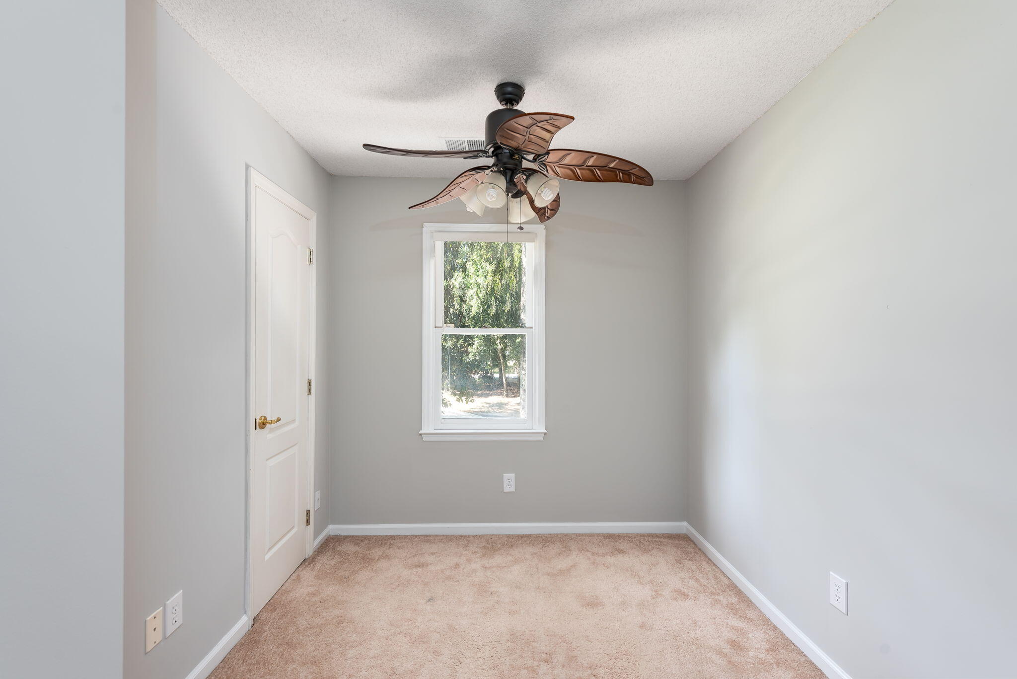 864 Joe Rivers Road Charleston, SC 29412 - Photo 32 of 36 upstairs study