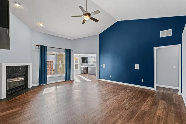 $309,900 | 3905 Brookfield Drive, Champaign, IL 61822