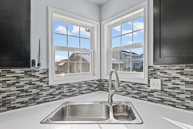 $309,900 | 3905 Brookfield Drive, Champaign, IL 61822