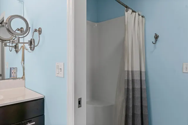 $309,900 | 3905 Brookfield Drive, Champaign, IL 61822