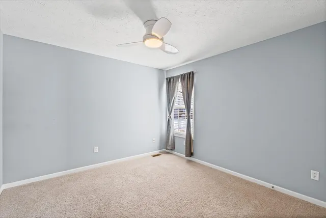 $309,900 | 3905 Brookfield Drive, Champaign, IL 61822