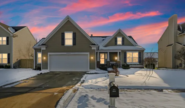 $309,900 | 3905 Brookfield Drive, Champaign, IL 61822