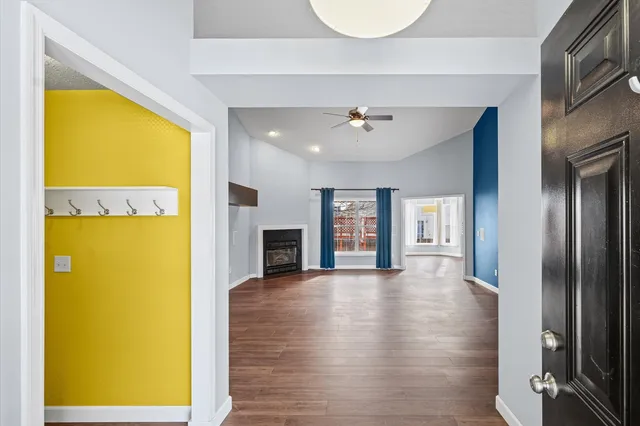 $309,900 | 3905 Brookfield Drive, Champaign, IL 61822