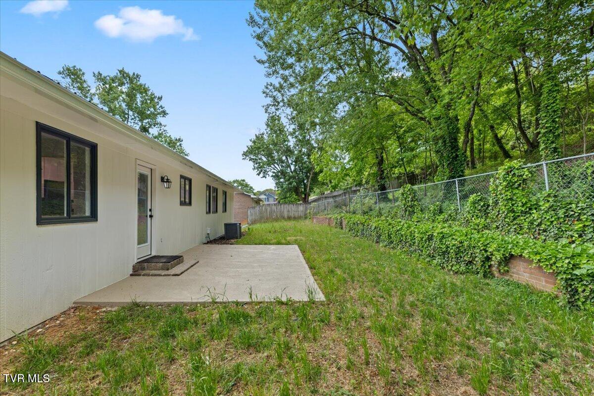 830 Foothills Road Kingsport, TN 37663 - Photo 9 of 44 38-128A6110