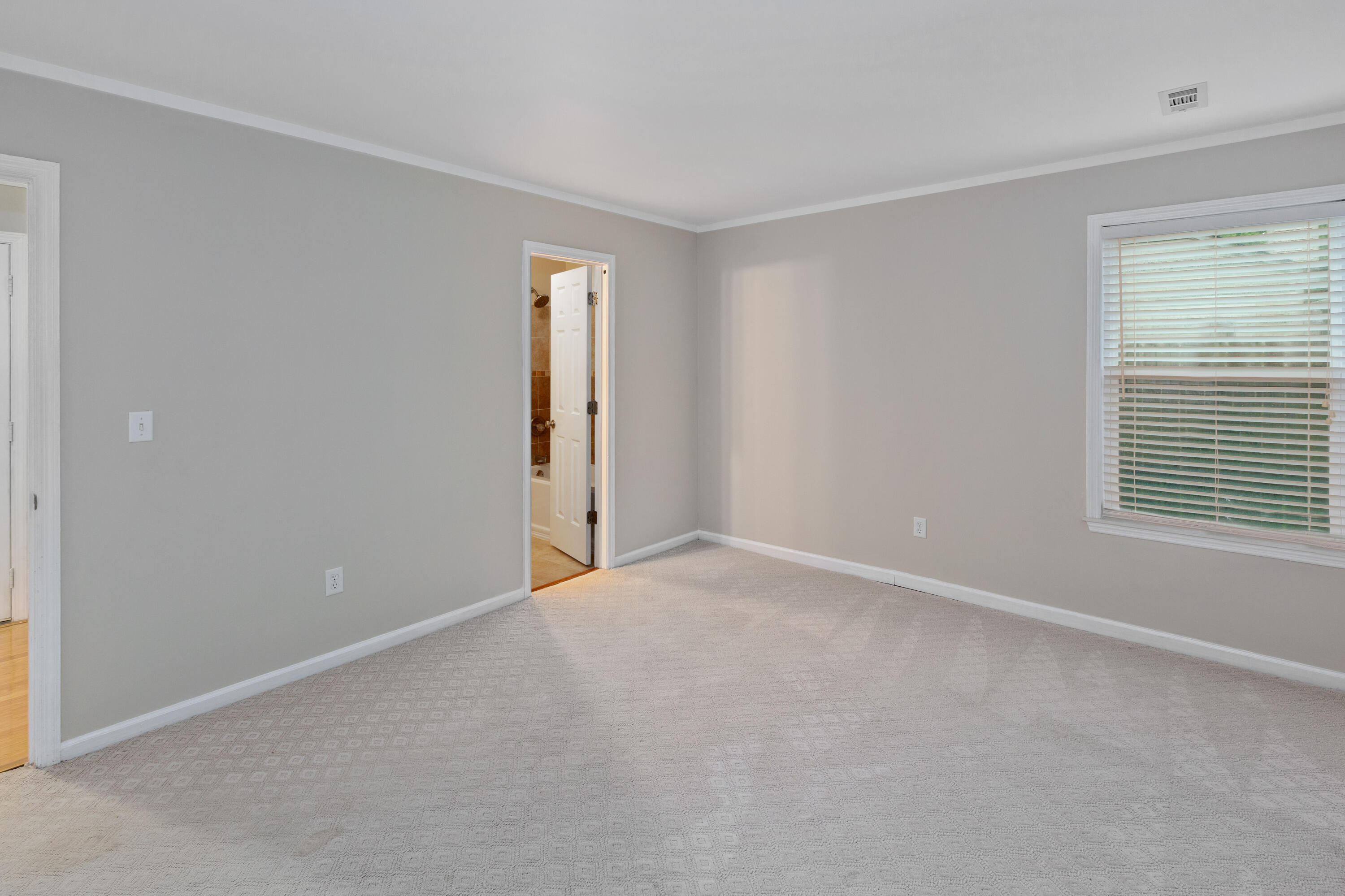 447 Indigo Road Goose Creek, SC 29445 - Photo 14 of 24 447 Indigo Rd_Brett Martin Photography-1