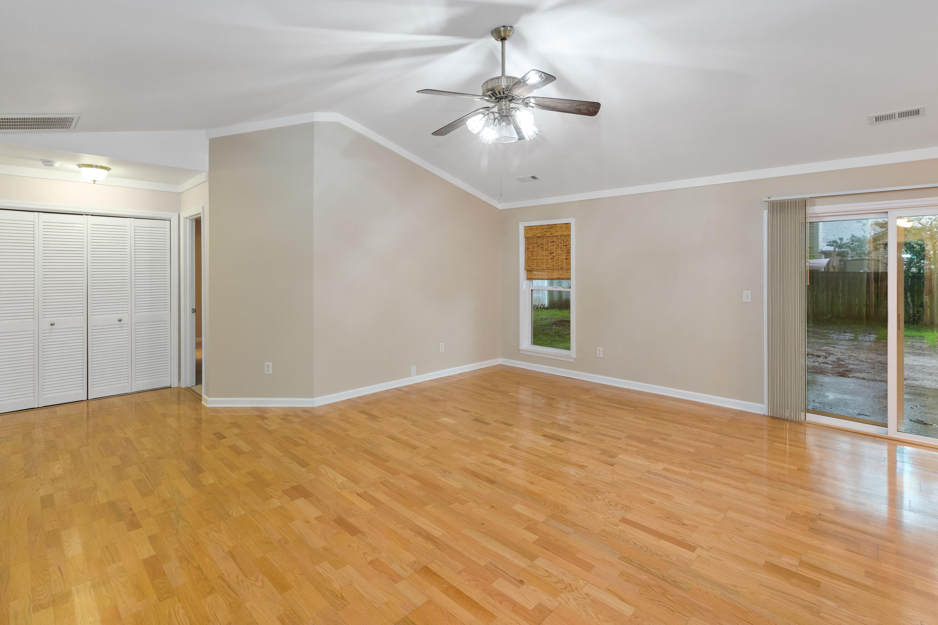 447 Indigo Road Goose Creek, SC 29445 - Photo 8 of 24 447 Indigo Rd_Brett Martin Photography-1