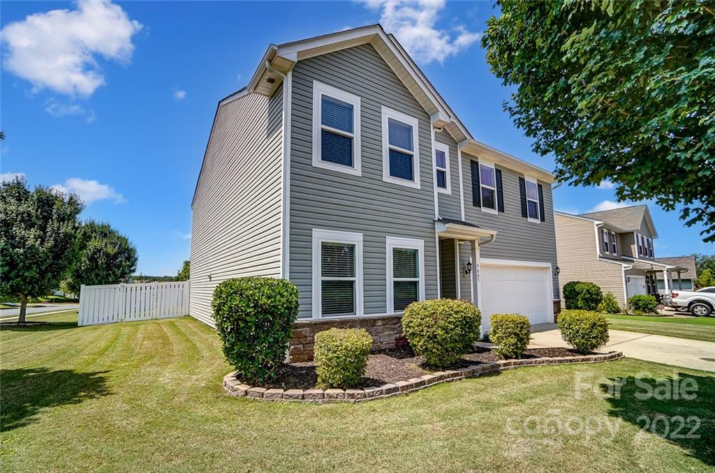 9003 Gray Willow Road Charlotte, NC 28227 - Photo 3 of 39 Gallery Image 3