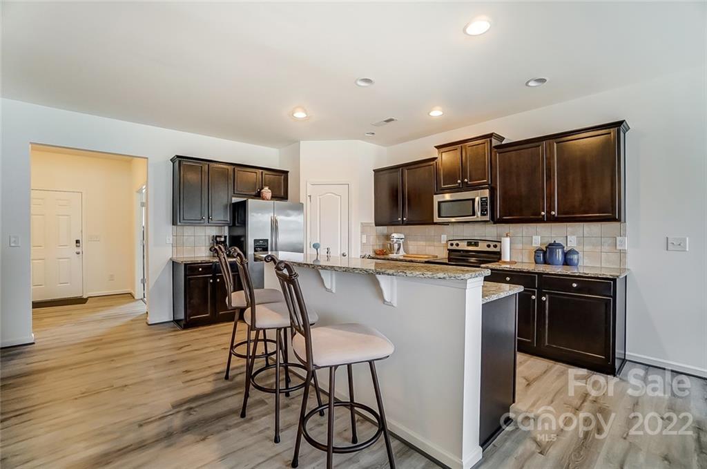 9003 Gray Willow Road Charlotte, NC 28227 - Photo 5 of 39 Gallery Image 5