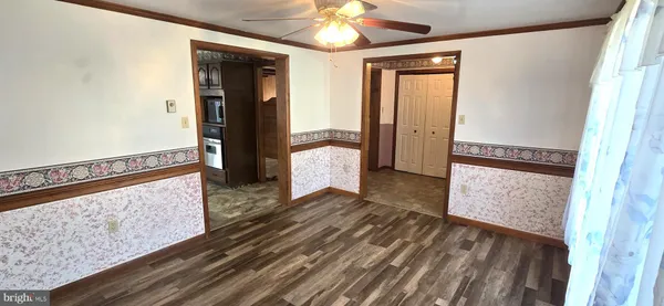 a view of an entryway