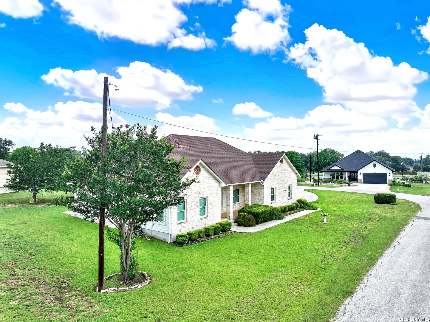 174 Edgewood Circle Bandera, TX 78003 - Photo 2 of 39