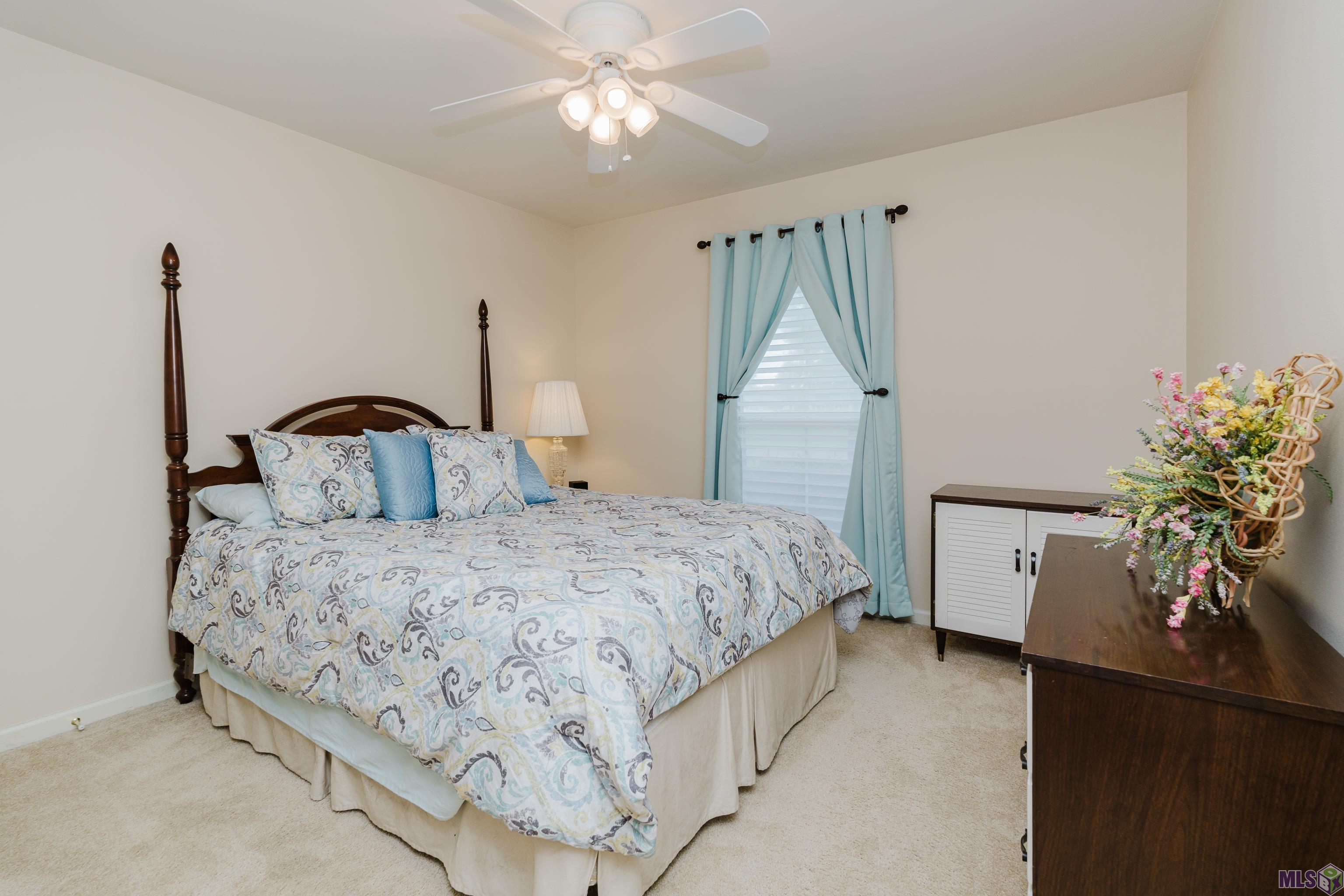 6057 Snowden Drive Baton Rouge, LA 70817 - Photo 17 of 51 Bedroom 2