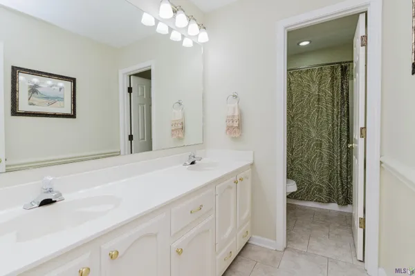 $315,000 | 6057 Snowden Drive, Baton Rouge, LA 70817