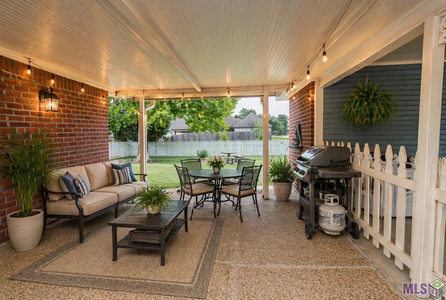 6057 Snowden Drive Baton Rouge, LA 70817 - Photo 28 of 51 Back Patio Virtually Staged