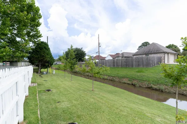 $315,000 | 6057 Snowden Drive, Baton Rouge, LA 70817