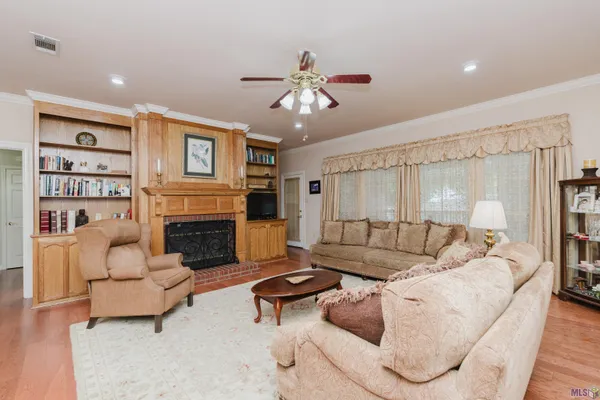 $315,000 | 6057 Snowden Drive, Baton Rouge, LA 70817