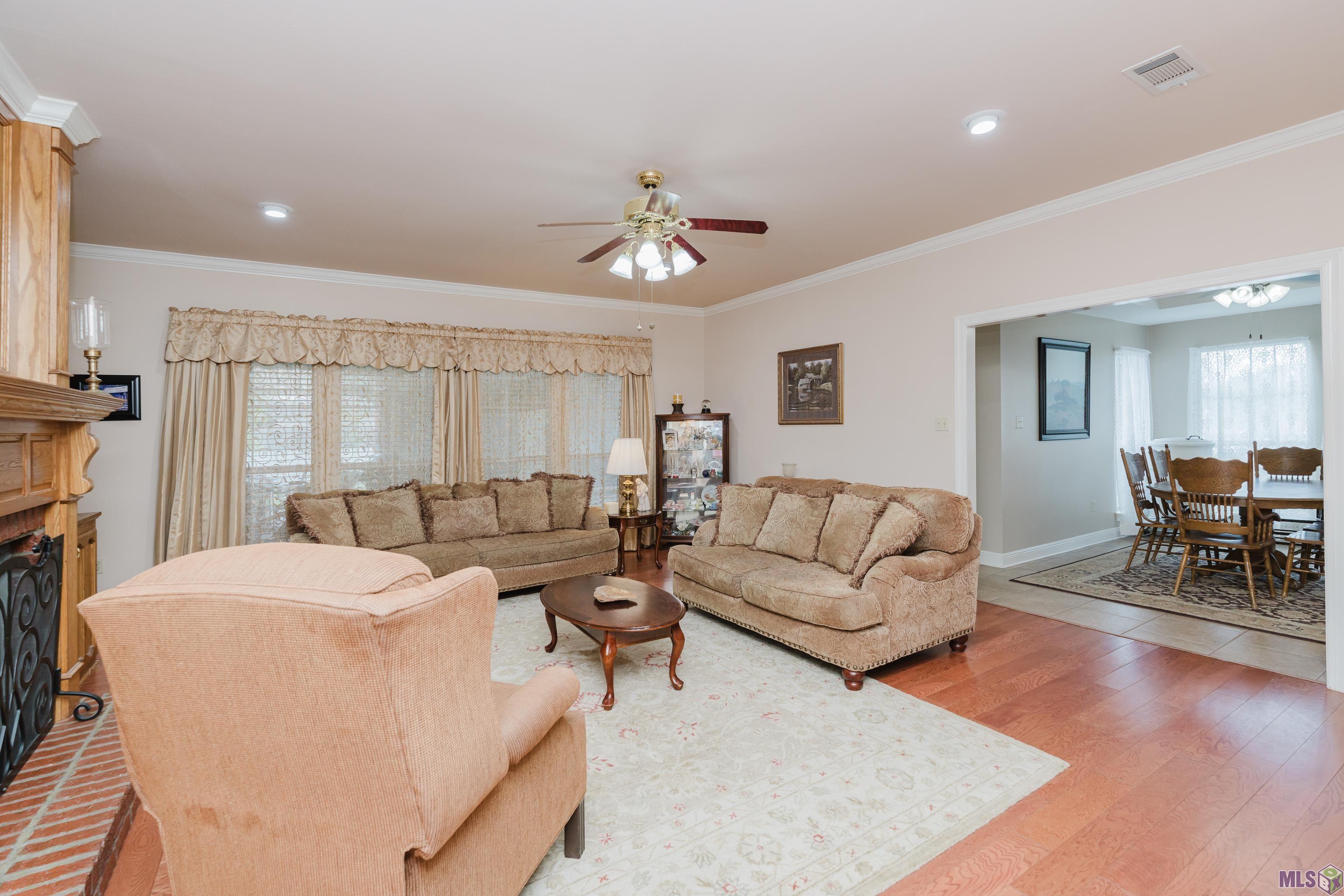 6057 Snowden Drive Baton Rouge, LA 70817 - Photo 10 of 33 Picture Windows