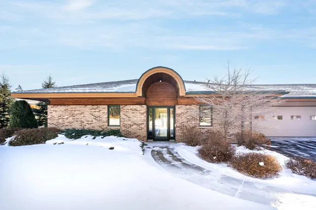 $947,500 | 8357 Congdon Boulevard, Unit 7, Duluth, MN 55804