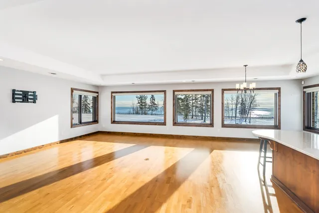 $947,500 | 8357 Congdon Boulevard, Unit 7, Duluth, MN 55804