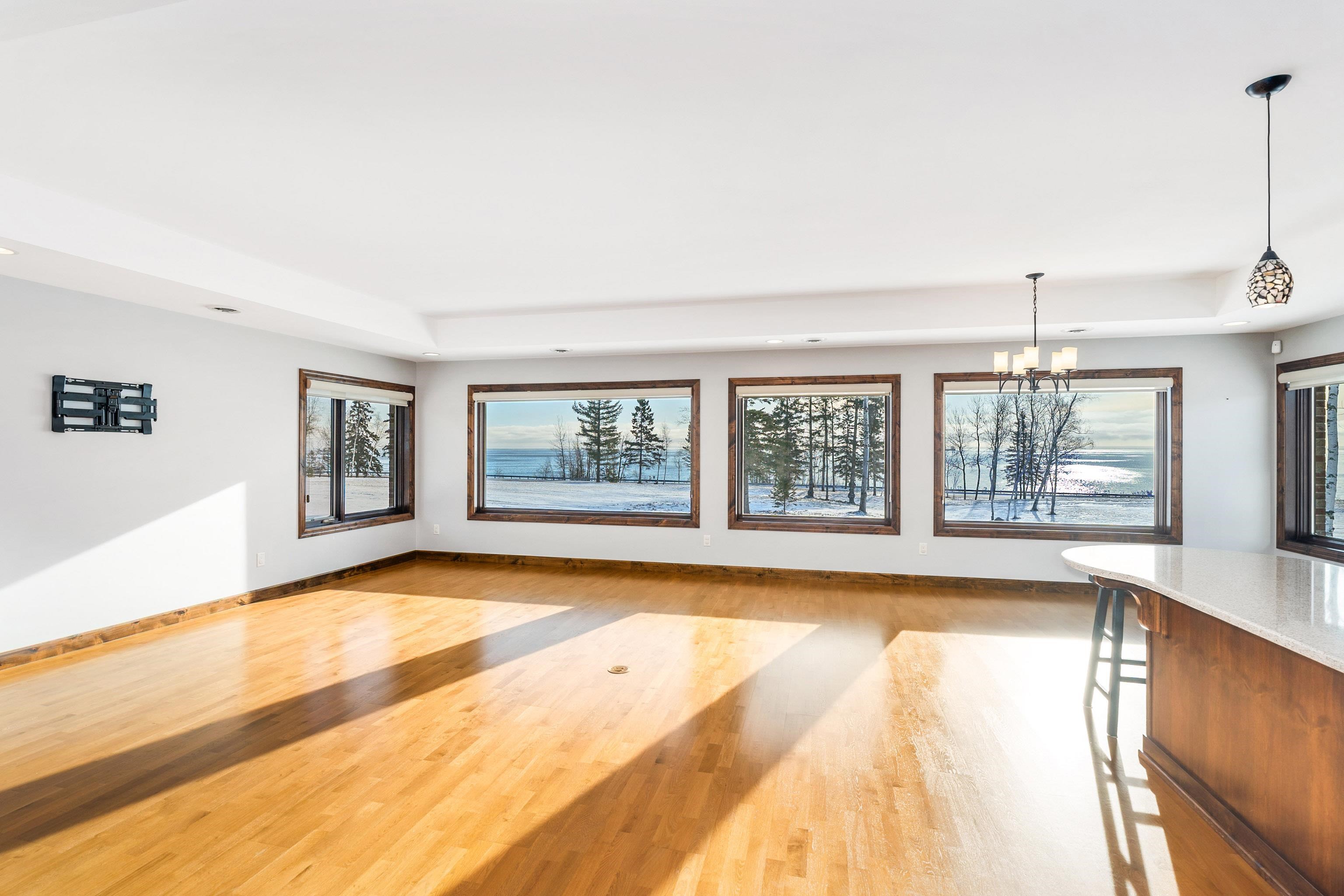 8357 Congdon Boulevard, Unit 7 Duluth, MN 55804 - Photo 18 of 98