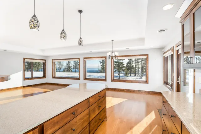 $947,500 | 8357 Congdon Boulevard, Unit 7, Duluth, MN 55804