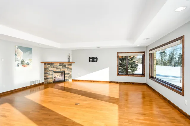 $947,500 | 8357 Congdon Boulevard, Unit 7, Duluth, MN 55804