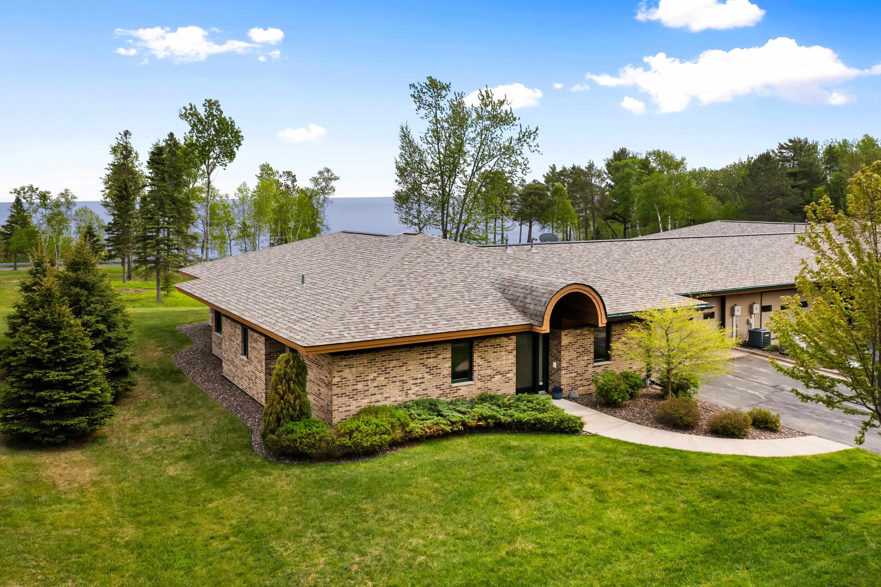 8357 Congdon Boulevard, Unit 7 Duluth, MN 55804 - Photo 2 of 98