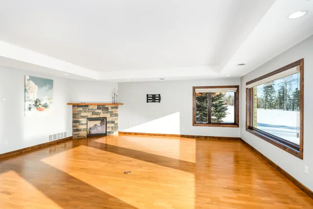 $947,500 | 8357 Congdon Boulevard, Unit 7, Duluth, MN 55804