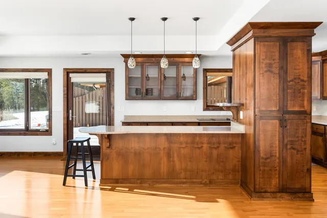 $947,500 | 8357 Congdon Boulevard, Unit 7, Duluth, MN 55804