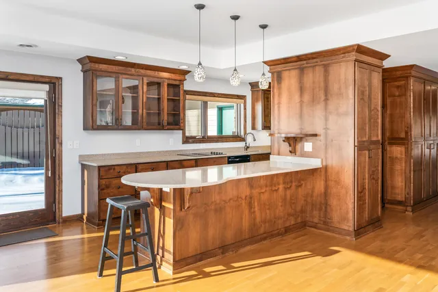 $947,500 | 8357 Congdon Boulevard, Unit 7, Duluth, MN 55804