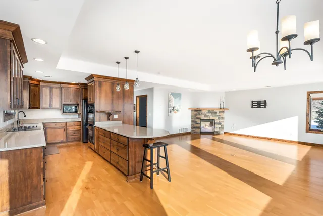 $947,500 | 8357 Congdon Boulevard, Unit 7, Duluth, MN 55804