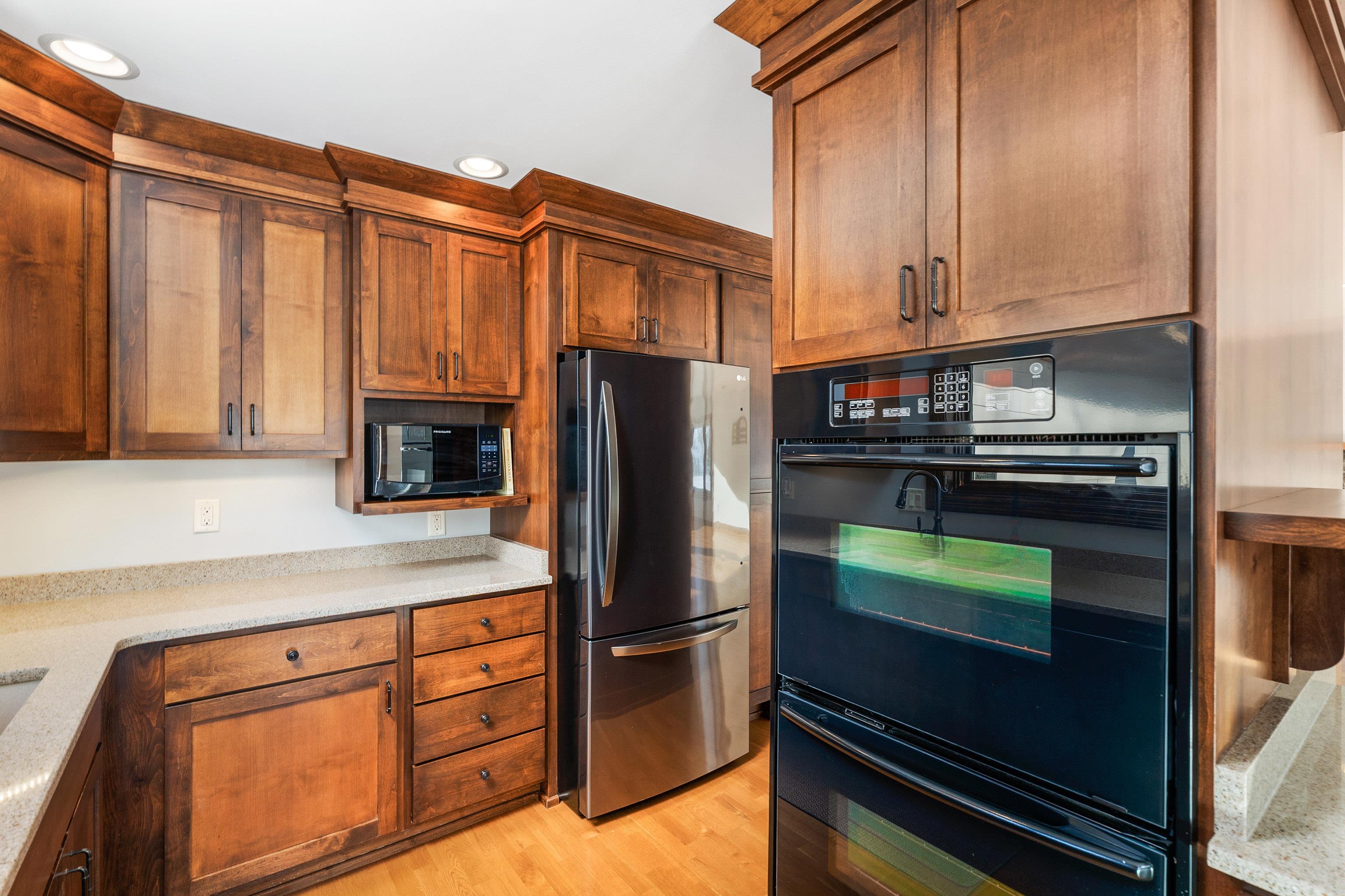 8357 Congdon Boulevard, Unit 7 Duluth, MN 55804 - Photo 36 of 98